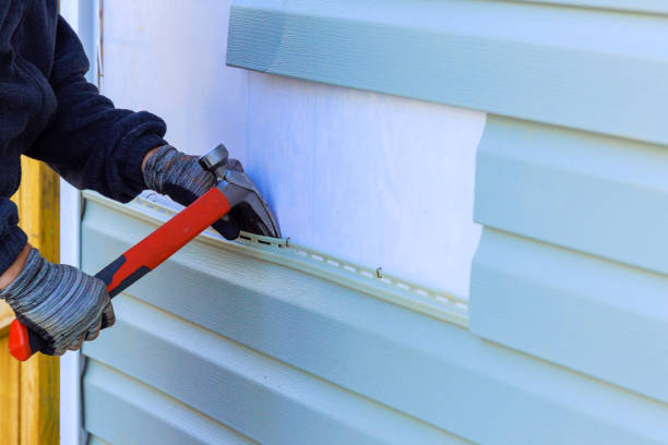 Reliable Siding Repair contractor in Covington, GA by Creative Siding
